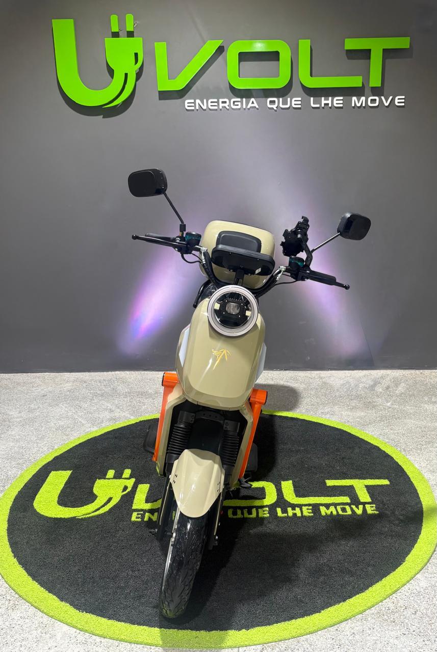 UVOLT AG8 — foto 2