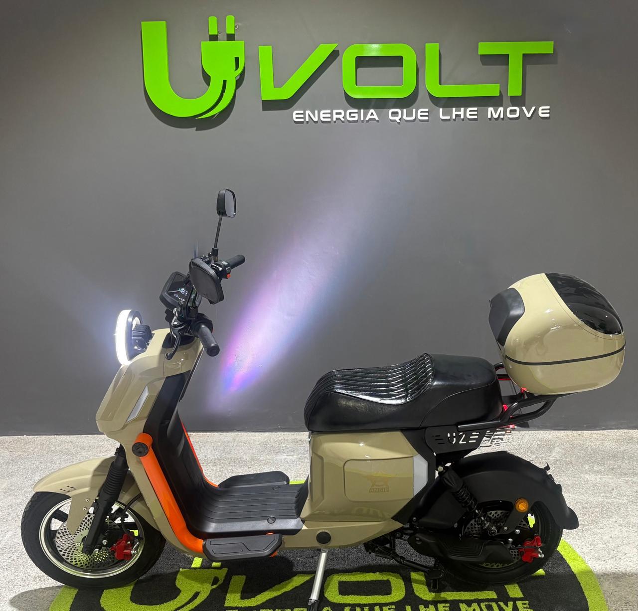 UVOLT AG8 — foto 5