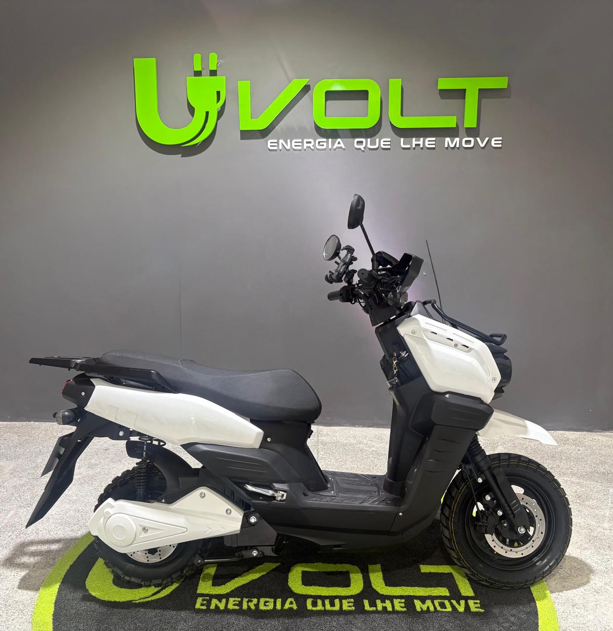 UVOLT TANK — foto 2